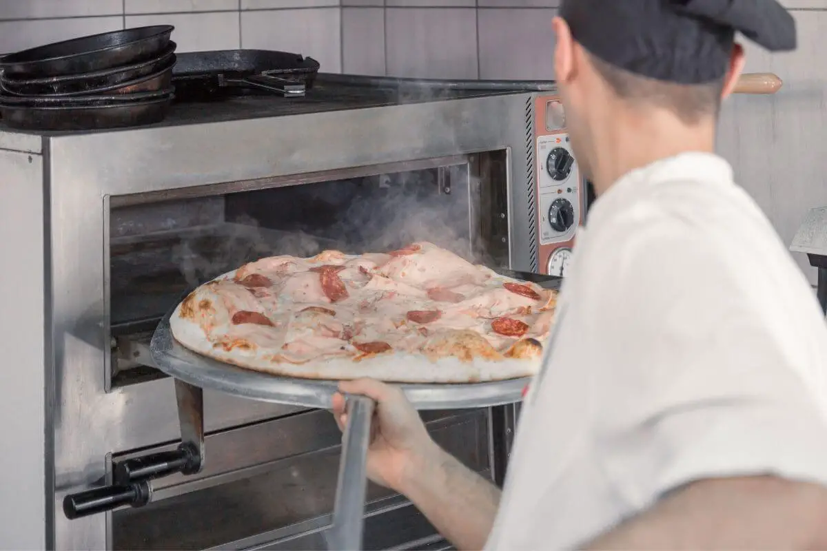 Does a Pizza Oven Get Hot on the Outside? (Explained) 2024