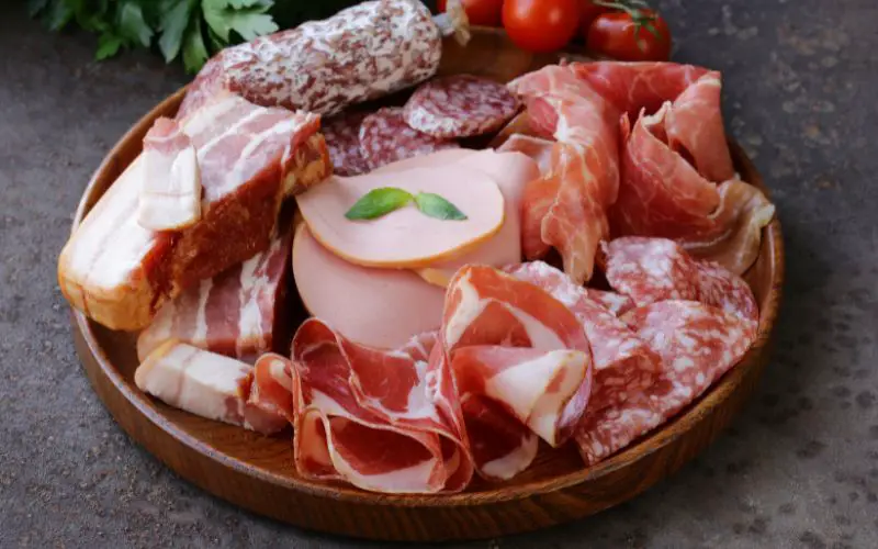 How Many Slices Of Deli Meat Is 2 OZ? (Must Read)