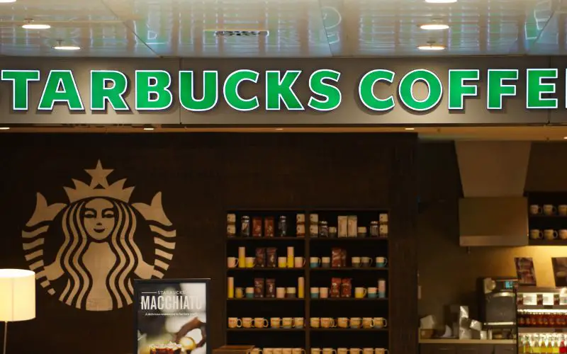 19 Discontinued Starbucks Food! 2023