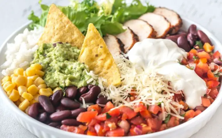 Chipotle Bowl: What’s in it? (Read This First)