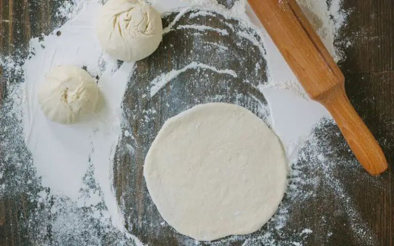 Can I Use Plain Flour for Pizza Dough? (Explained)